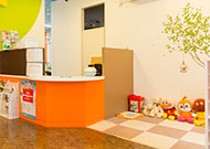 キッズスペース完備でご家族で来院できる歯医者